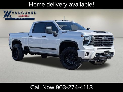 Used 2024 Chevrolet Silverado 2500 High Country w/ Technology Package AWD/4WD image 1