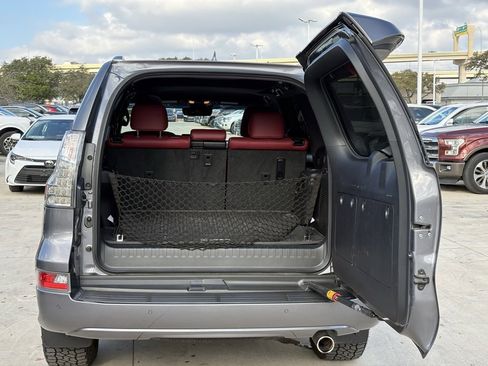 Used 2022 Lexus GX 460 Luxury image 16