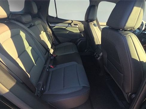 New 2026 GMC Terrain AT4 w/ LPO, Floor Liner Package image 17