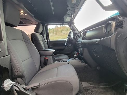 Used 2022 Jeep Wrangler Sport image 57