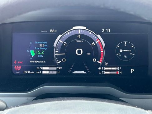 Used 2025 Toyota Tundra Limited image 40