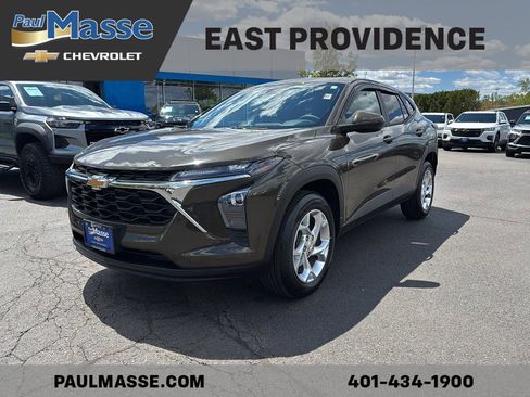 Certified 2024 Chevrolet Trax LS w/ LS Convenience Package FWD image 1
