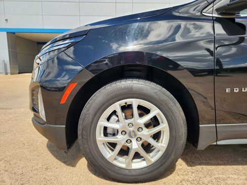 Used 2024 Chevrolet Equinox LT AWD/4WD image 9