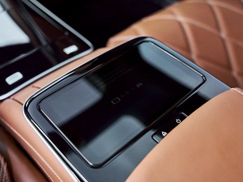 Used 2026 Mercedes-Benz Maybach S 680 4MATIC image 57