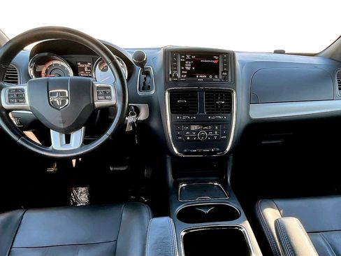 Used 2019 Dodge Grand Caravan GT image 15