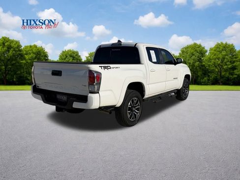 Used 2023 Toyota Tacoma TRD Sport image 7