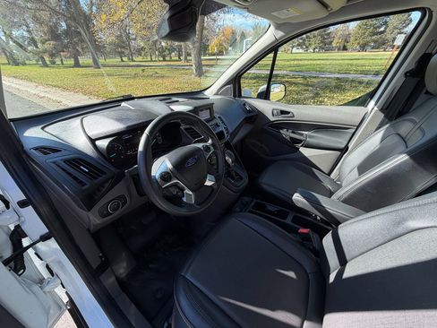 Used 2022 Ford Transit Connect XL image 11