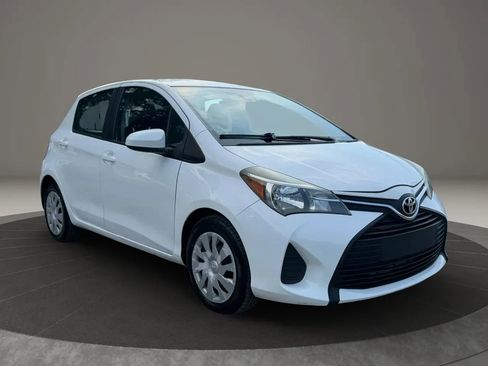 Used 2017 Toyota Yaris L FWD image 3