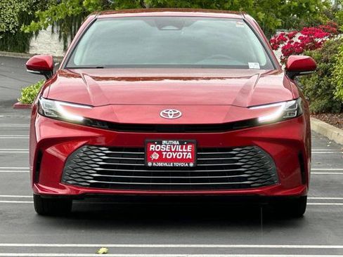 Certified 2025 Toyota Camry XLE AWD/4WD image 10