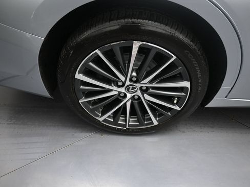 Used 2023 Lexus ES 250 w/ Premium Package AWD/4WD image 21