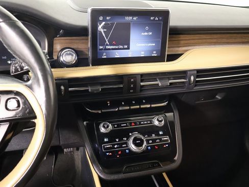 Used 2020 Lincoln Corsair Reserve w/ Equipment Group 201A image 5