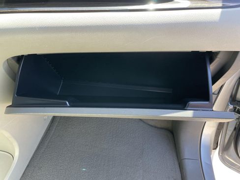 Used 2015 Toyota Sienna XLE Premium FWD image 54