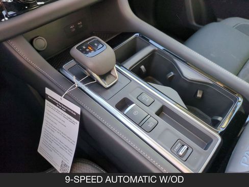 New 2026 Nissan Pathfinder SV image 16