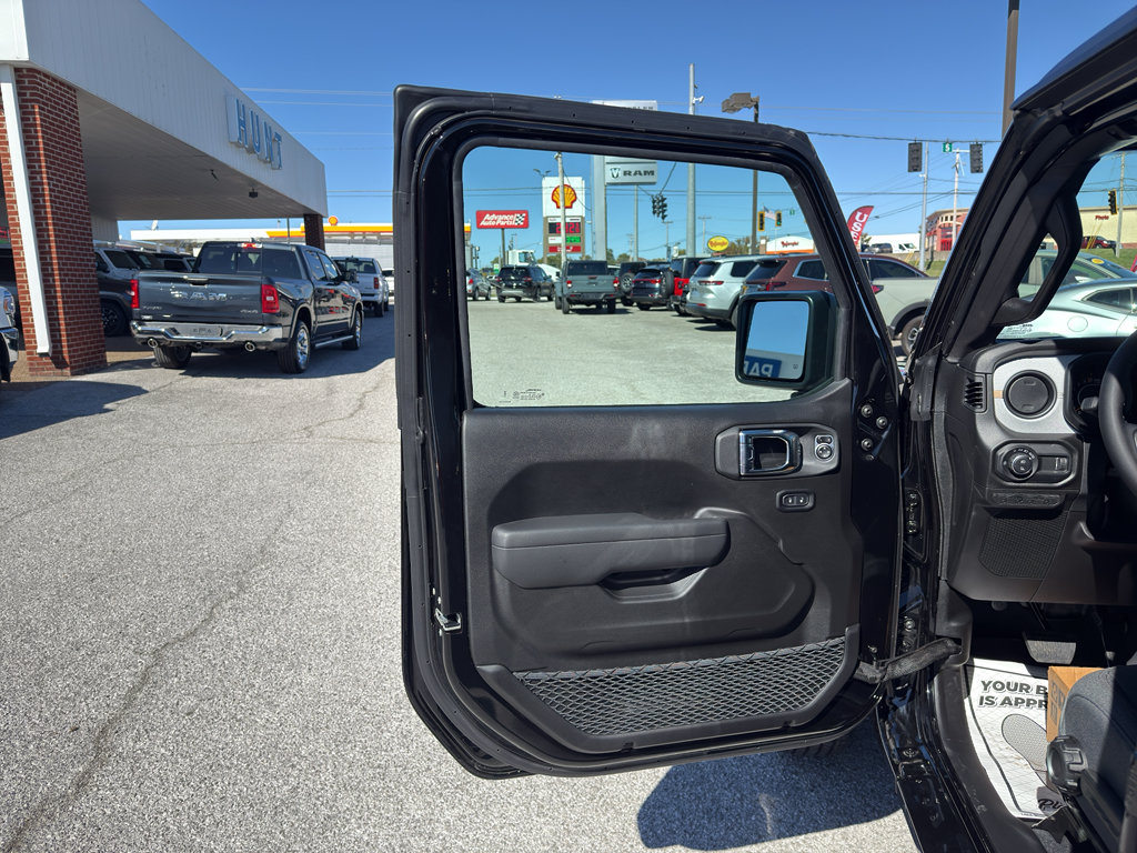 New 2025 Jeep Gladiator Sport AWD/4WD image 16