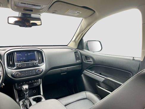 Used 2022 Chevrolet Colorado LT w/ Luxury Package image 23