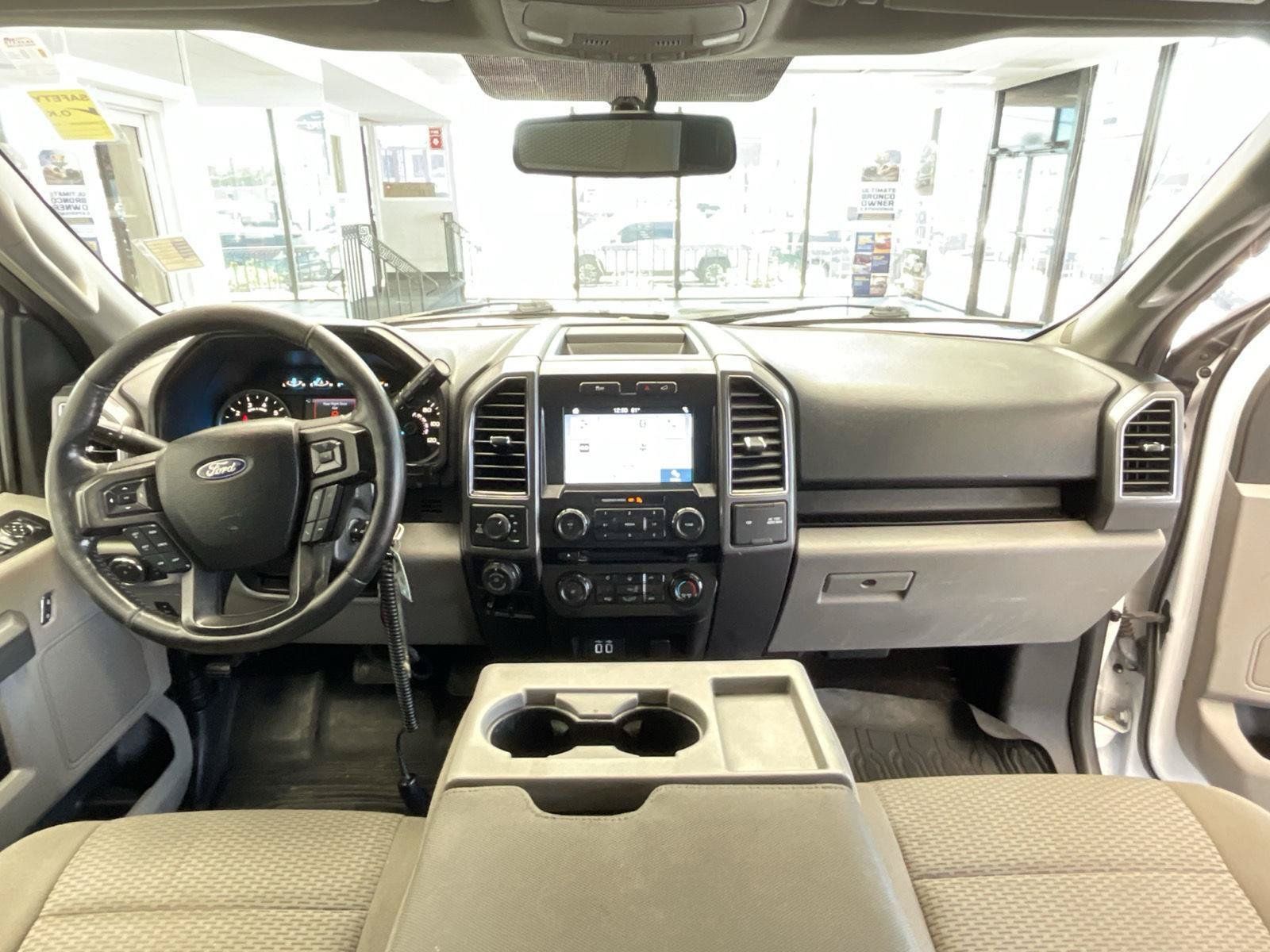 Used 2017 Ford F150 XLT w/ Equipment Group 302A Luxury AWD/4WD image 17