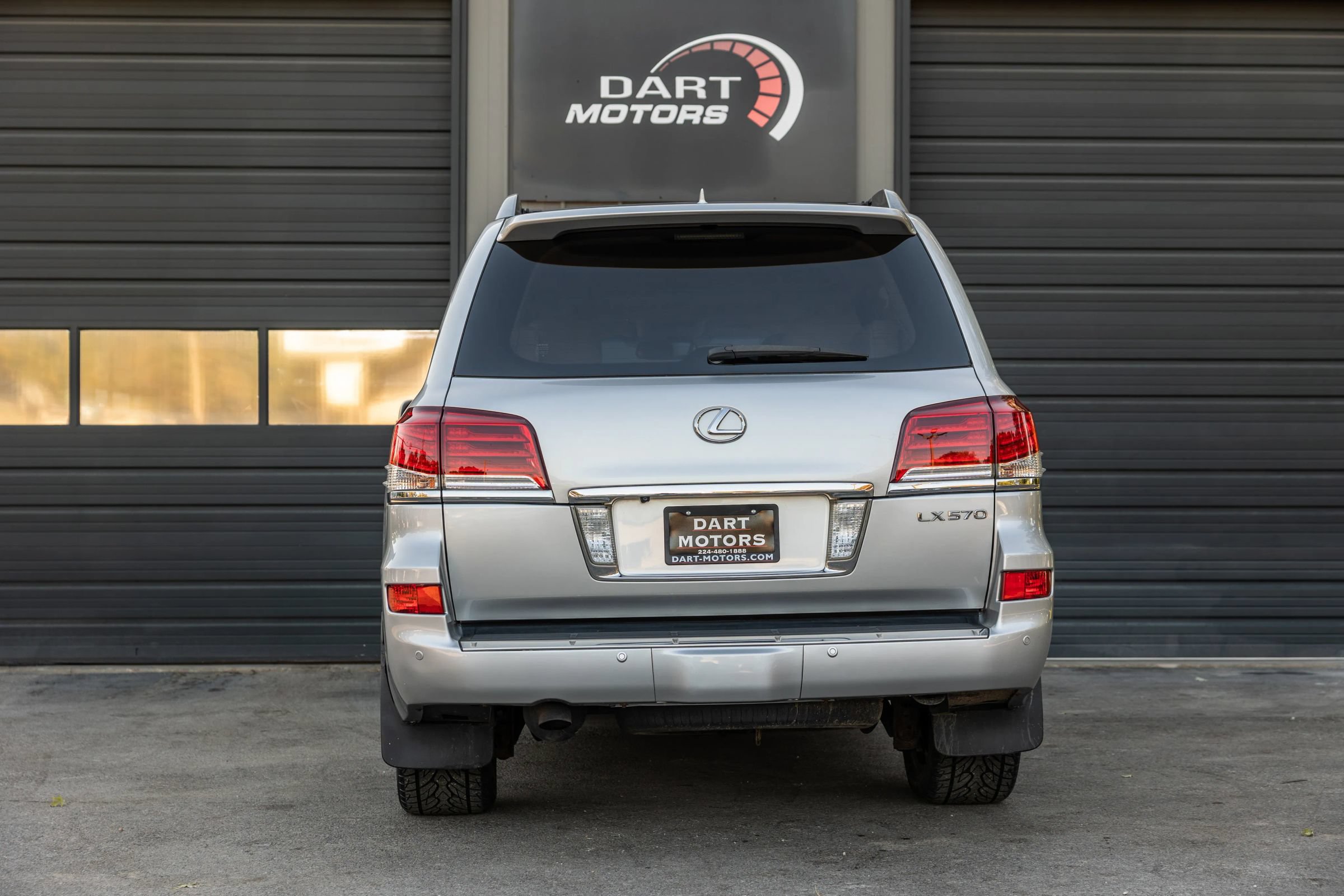 Used 2013 Lexus LX 570 4WD image 6