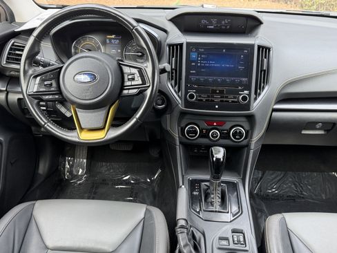 Used 2021 Subaru Crosstrek 2.5i Sport w/ Moonroof Package image 19