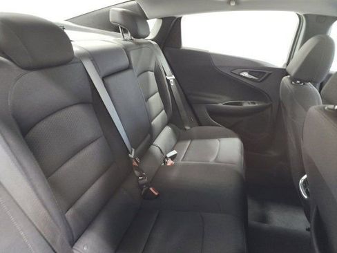 Used 2023 Chevrolet Malibu LT image 19