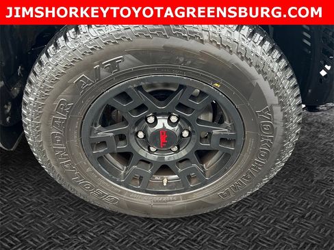 Used 2021 Toyota 4Runner Venture w/ Moonroof Package image 11