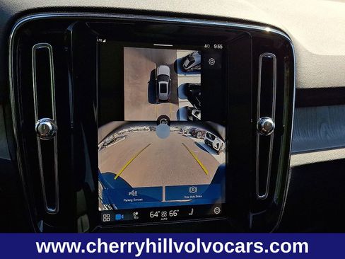 New 2025 Volvo XC40 B5 Plus w/ Protection Package Premier image 18