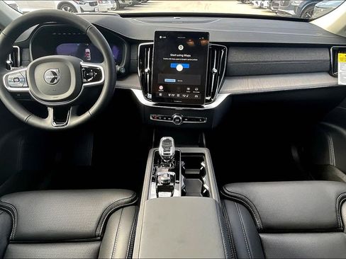 New 2026 Volvo XC90 B6 Ultra w/ Protection Package Premier image 8