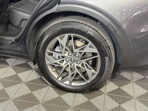 Used 2024 Genesis GV70 2.5T w/ Advanced Package AWD/4WD image 12