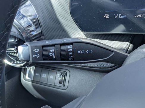 New 2026 Chevrolet Equinox LT w/ Convenience Package II AWD/4WD image 24