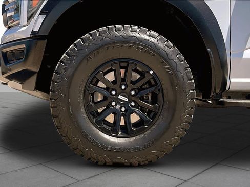 Used 2025 Ford F150 Raptor image 10