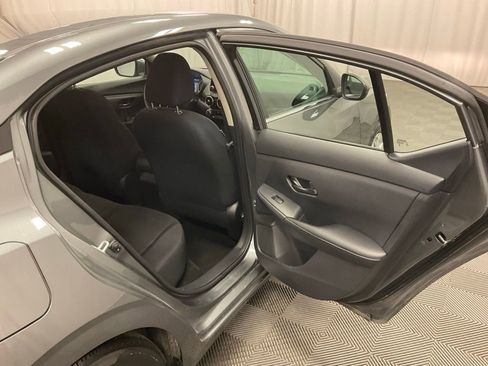 Used 2024 Nissan Sentra S image 24