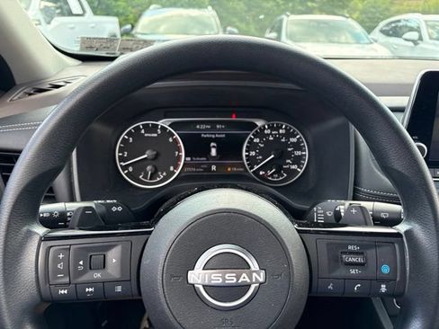 Certified 2023 Nissan Rogue SV AWD/4WD image 19