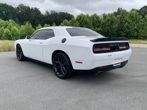 Used 2020 Dodge Challenger SXT w/ Blacktop Package RWD image 5