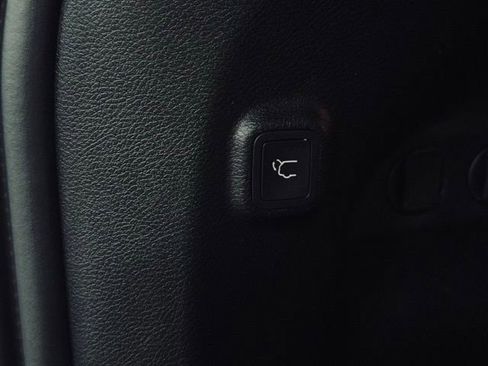 Used 2022 Jeep Cherokee Latitude Lux image 12