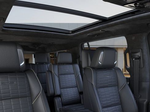 New 2026 Cadillac Escalade ESV Platinum Luxury AWD/4WD image 24