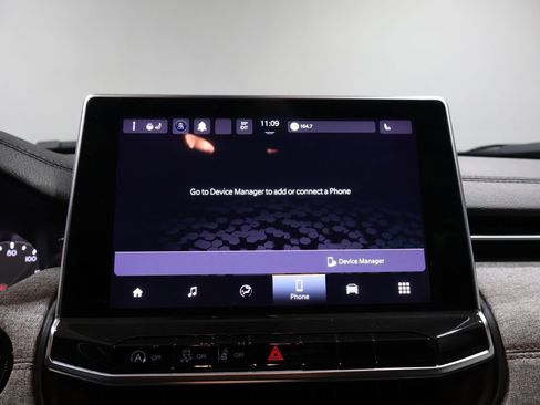 Used 2023 Jeep Compass Latitude image 26