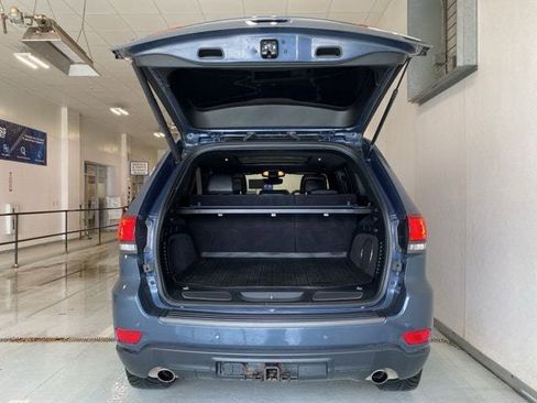 Used 2021 Jeep Grand Cherokee Trailhawk w/ Trailhawk Luxury Group AWD/4WD image 7