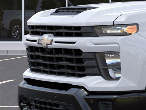 New 2026 Chevrolet Silverado 2500 Custom image 13