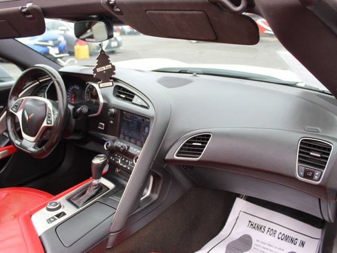 Used 2016 Chevrolet Corvette Stingray Coupe w/ 2LT Preferred Equipment Group image 21