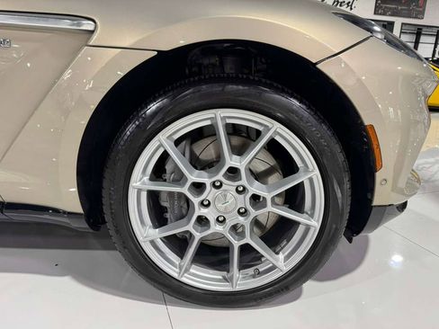 Used 2021 Aston Martin DBX image 54