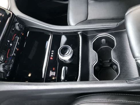 Certified 2024 Jeep Grand Cherokee L Limited w/ Black Appearance Package AWD/4WD image 22