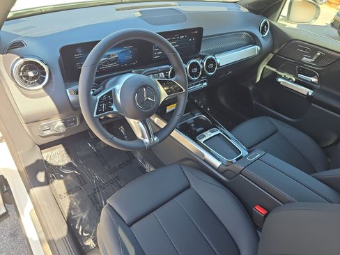 New 2026 Mercedes-Benz GLB 250 image 16