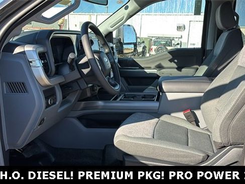 New 2026 Ford F250 XLT w/ XLT Premium Package image 24