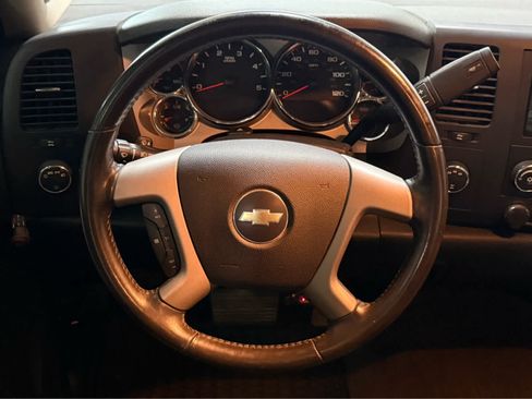 Used 2008 Chevrolet Silverado 2500 LT w/ Safety Package AWD/4WD image 17