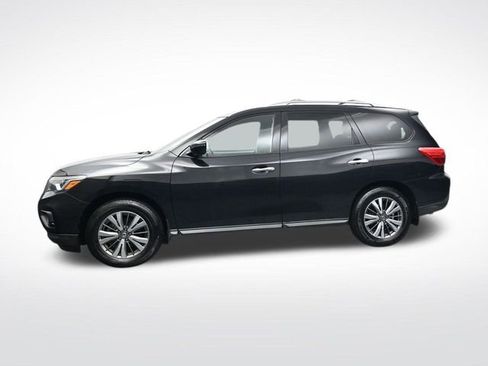 Used 2020 Nissan Pathfinder SV image 8