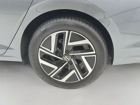 Used 2023 Volkswagen Jetta SEL FWD image 32