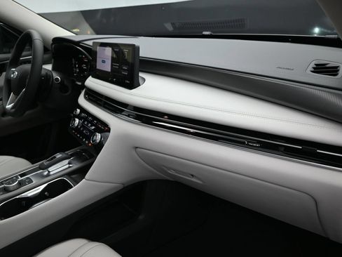 Certified 2026 INFINITI QX60 Pure w/ Cargo Package FWD image 25