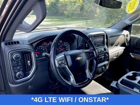 Used 2022 Chevrolet Silverado 1500 LT AWD/4WD image 11
