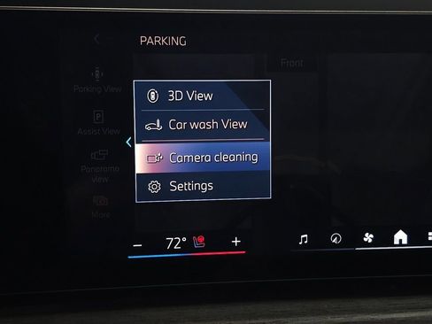 Used 2025 BMW 760i xDrive w/ Executive Package image 41