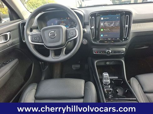 Certified 2025 Volvo XC40 B5 Plus image 12