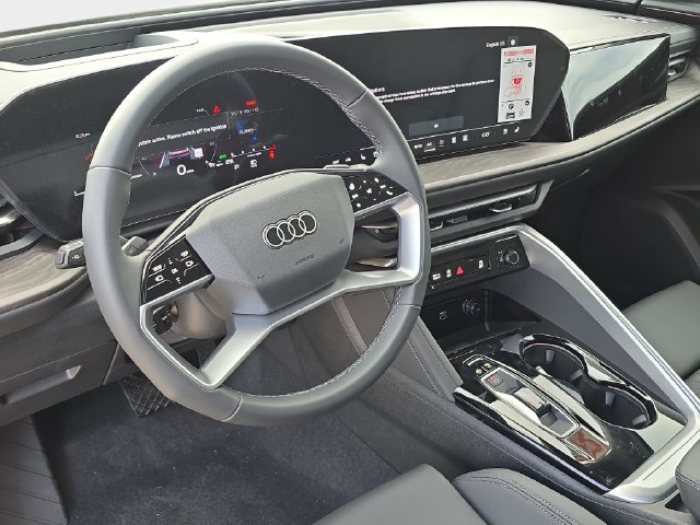 Used 2025 Audi Q5 Premium Plus w/ Premium Plus AWD/4WD image 16